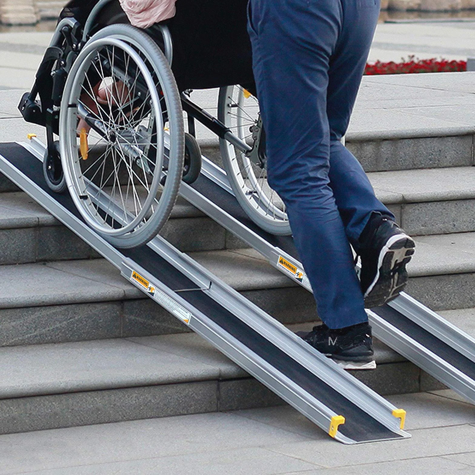 GOPLUS 2 x rampa teleskopowa do wózka inwalidzkiego, teleskopowa z aluminium, szyna najazdowa, antypoślizgowa, obciążenie do 270 kg, regulowana rampa załadunkowa, ściągacz schodów (121,5-213,5 cm)