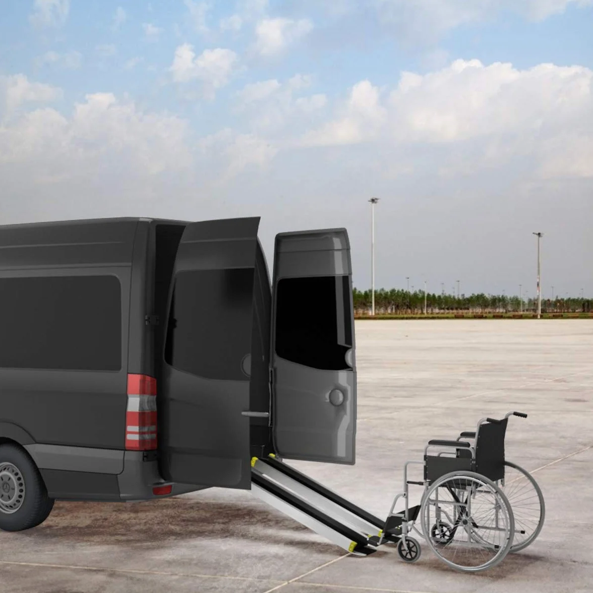 COSTWAY 2 x rampa dla wózków inwalidzkich do 270 kg, 91,5-152,5 cm, teleskopowa rampa z antypoślizgowym powłokiem, para teleskopowych ramp aluminiowych, najazdowa szyna antypoślizgowa, rampa ładunkowa