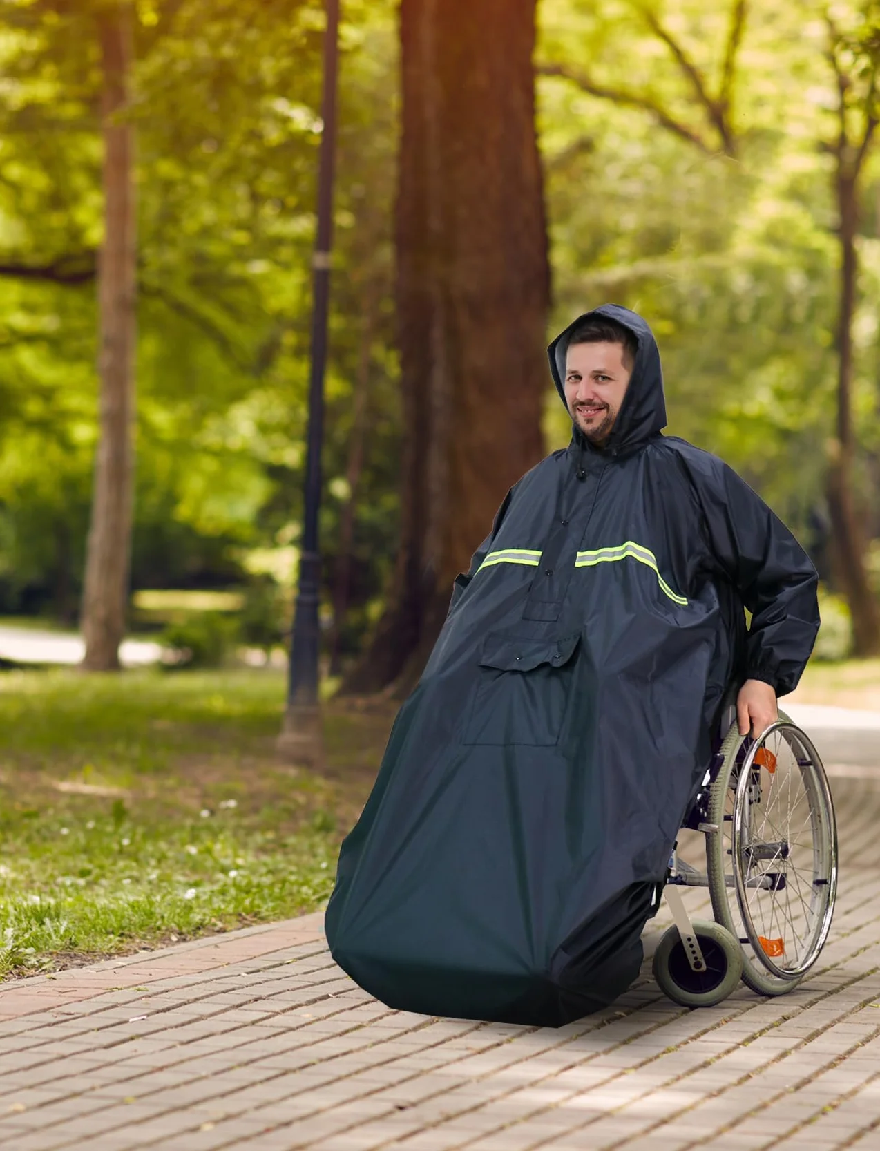 Anyoo Wodoszczelny pokrowiec na wózek inwalidzki z rękawami, lekkie ponczo przeciwdeszczowe z gumkami zapewnia suchą ochronę dla wózków inwalidzkich, unisex, jeden rozmiar, ciemny czarny, rozmiar